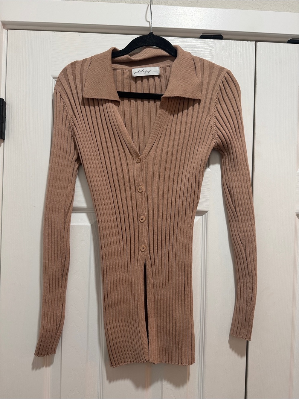 Petal & Pup Ribbed Button-Front Long Sleeve Sweater — Taupe Medium